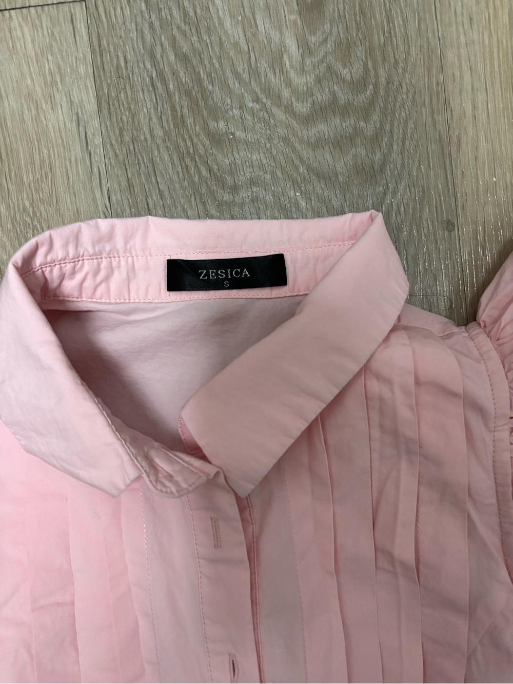 Sleeveless Pink Button-Front Ruffle Dress - Picture 5 of 8